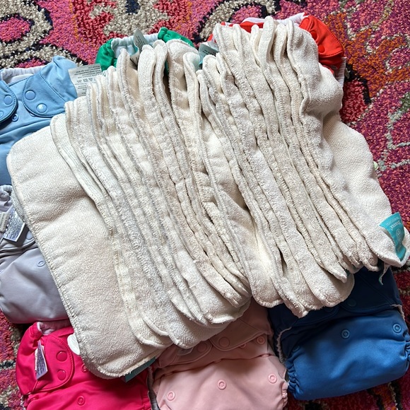 Bum Genius Cloth Diaper Covers and Inserts Bright Colors - Picture 2 of 4